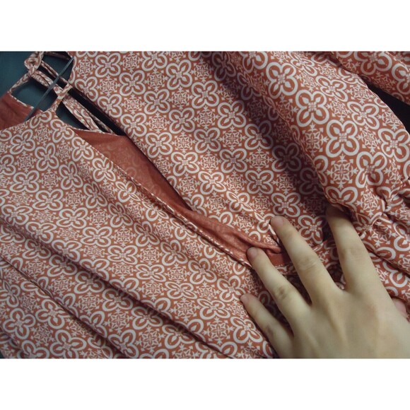 Lush Keyhole Cut Out Cross Body A Line Long Sleeve Dress Size XS Rose Geometric - Picture 4 of 14